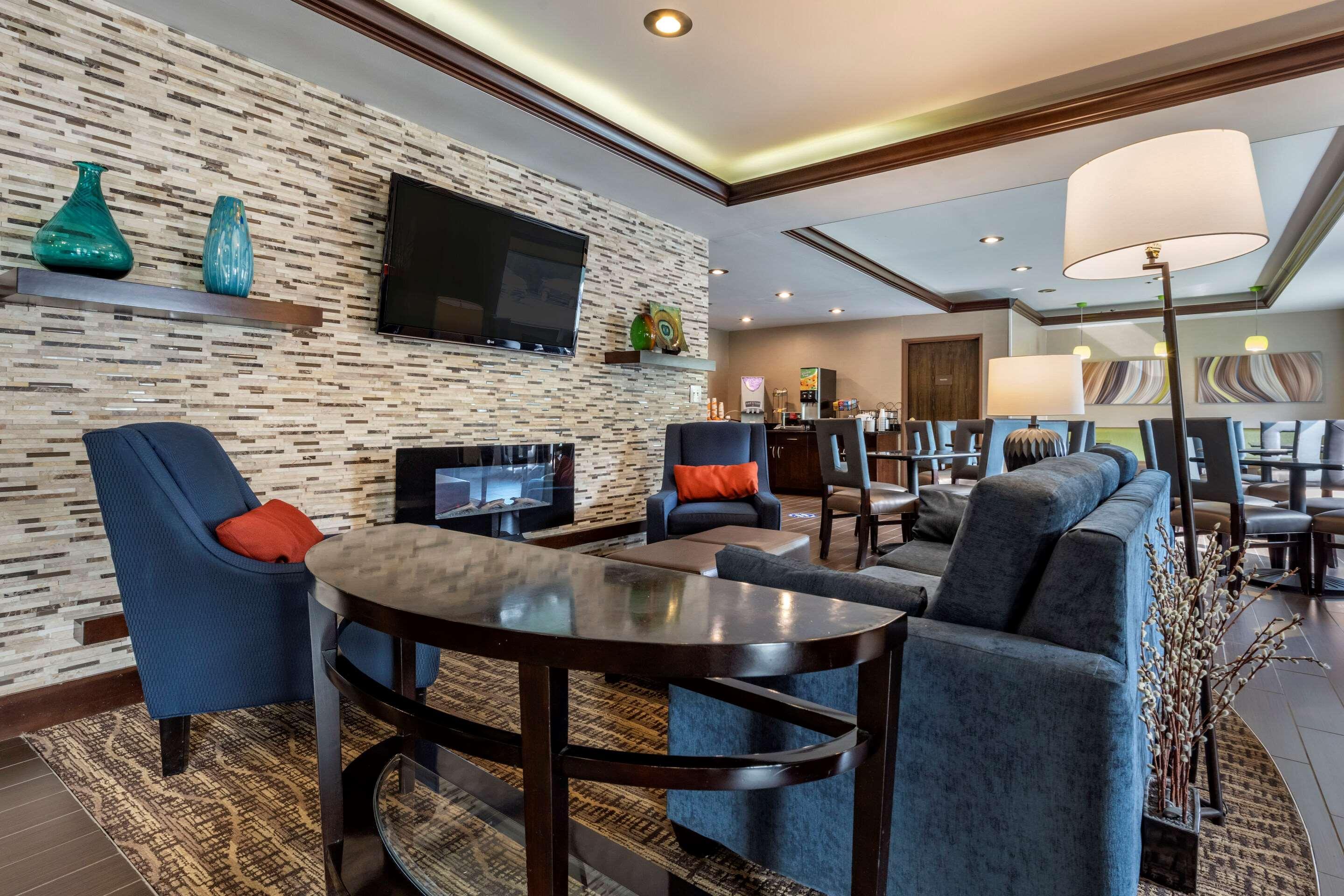 Hotel Comfort & 2*